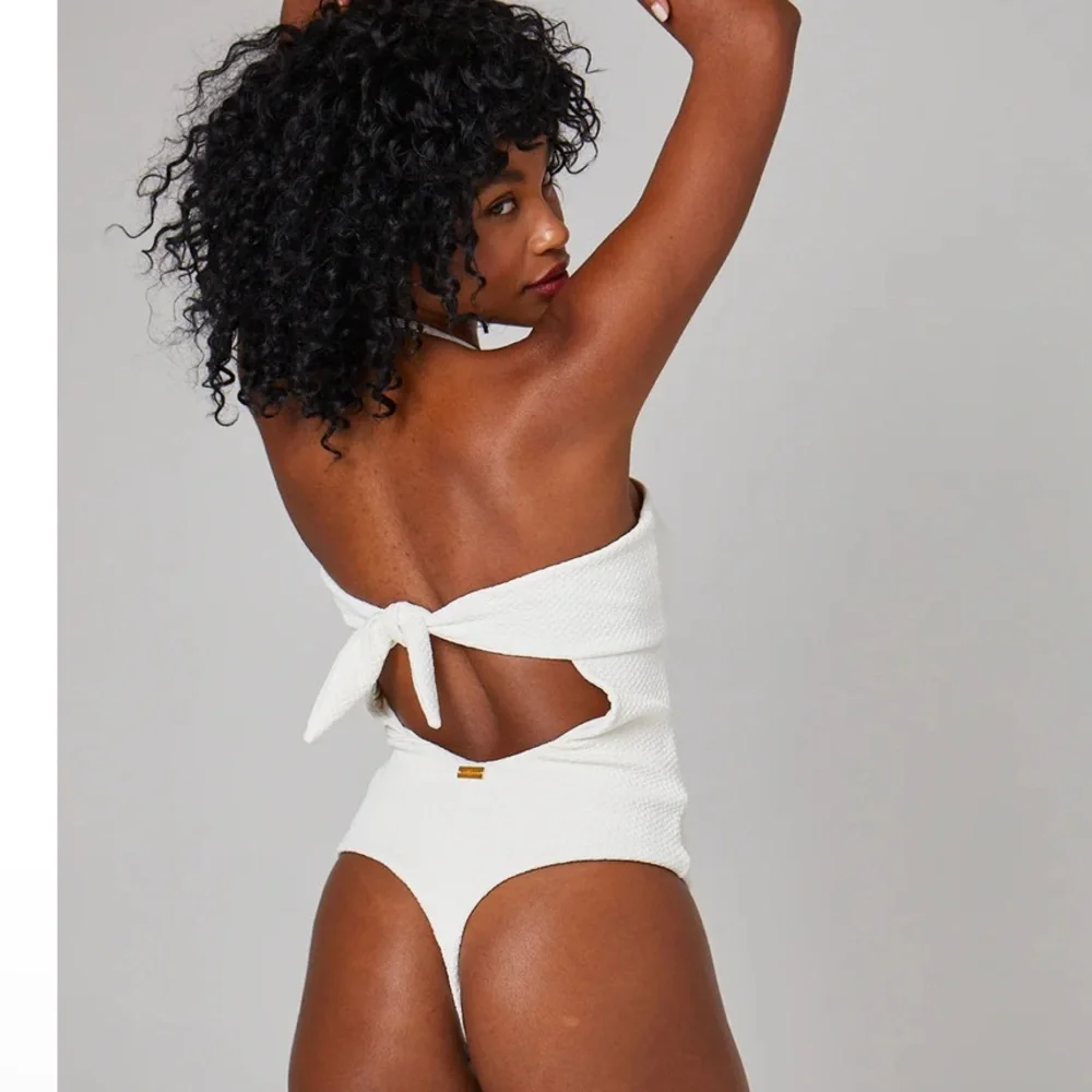 Axil‎ Swim Selena Textured One Piece Swimsuit White (Off-White) Size Small
